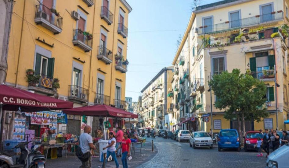 Appartamento E' Fenestrelle Napoli Esterno foto